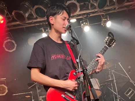 大学名：鶴見大学
出身地：神奈川県
ニックネーム：あ↑らい
趣味・特技：インドア趣味が多めのオタクです！ゲーム、漫画、ラノベ、アニメ、映画、配信見る、音楽（ロック）など…　ギター、ベース、ドラムを弾くのが特技です（うまくはない。）

入社に向けて一言！：身体を壊さないよう頑張ります！趣味が合う方がいましたらぜひお友達になりましょう。